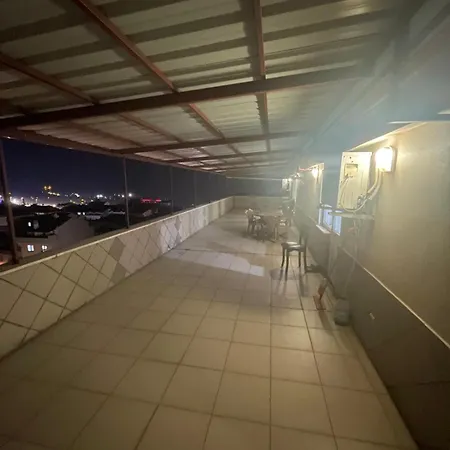 아파트 Pelitli Rezidans Otel 트라존